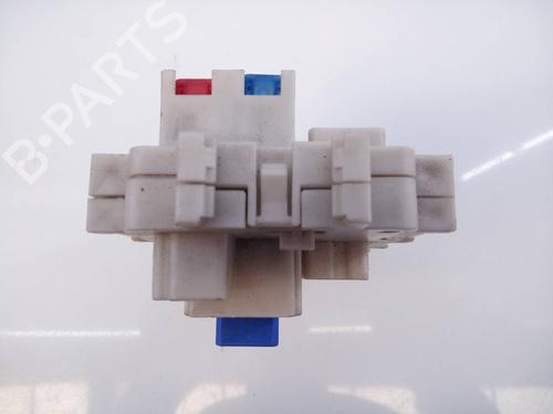 Fuse box NISSAN PATHFINDER III (R51) 2.5 dCi 4WD | BP7904853E1 