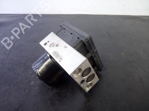 Used ABS pump VOLVO S60 I (384) D5 (185 hp) 24681197