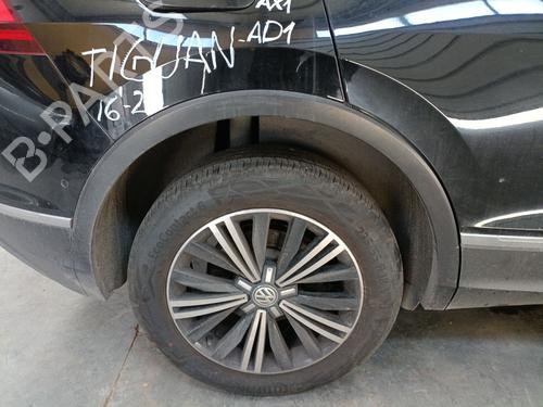 Used Rear right wheel arch trim VW TIGUAN (AD1, AX1) 2.0 TDI (150 hp) 29942379