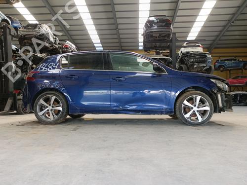 Windscreen washer tank PEUGEOT 308 II (LB_, LP_, LW_, LH_, L3_) 1.2 THP 130 | BP29977248C113