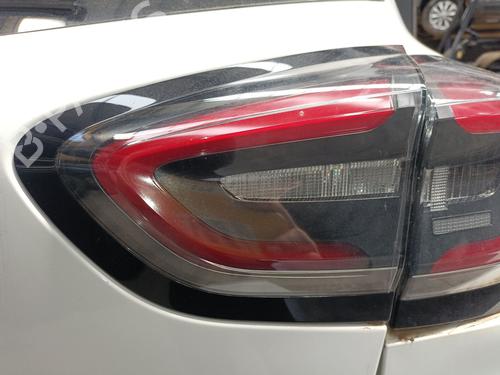 farolim-direito-da-mala-ford-puma-j2k-cf7-2019-36596457 main image