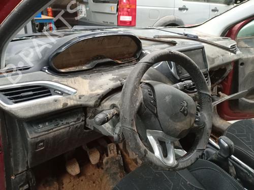 Brugte PEUGEOT 2008 I (CU_) 1.2 VTi (82 hp) 4415332