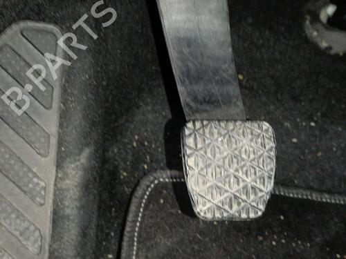Used Clutch pedal MG MG HS 1.5 T (SAS23) (162 hp) 27355367