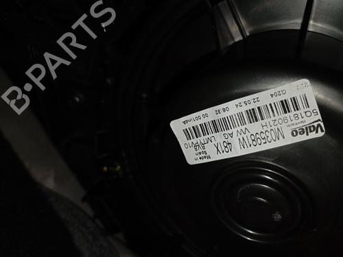 Used Heater blower motor VW T-ROC (A11, D11) 2.0 TDI SCR (116 hp) 33016378