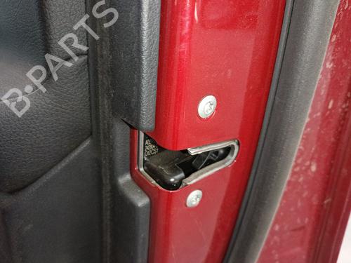 front-right-lock-mercedes-benz-glc-x254-2022-40041207 main image
