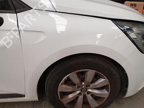 Used Right front fenders RENAULT CLIO V (B7_) 1.0 LPG (B7MT) (101 hp) 31291468