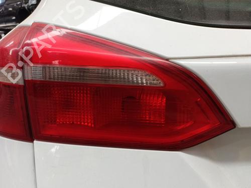 Venstre baglygte bagklap FORD FOCUS III Turnier 1.5 TDCi (95 hp) 27358092
