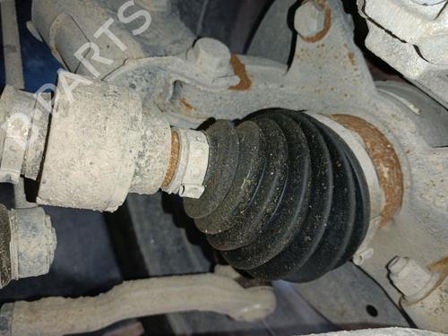 Used Left front driveshaft RENAULT ARKANA I (LCM_, LDN_) [2019-2026]  31990575