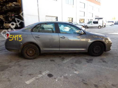 Sikkerhedssele foran højre VW JETTA III (1K2) 1.9 TDI | BP8719866I25 