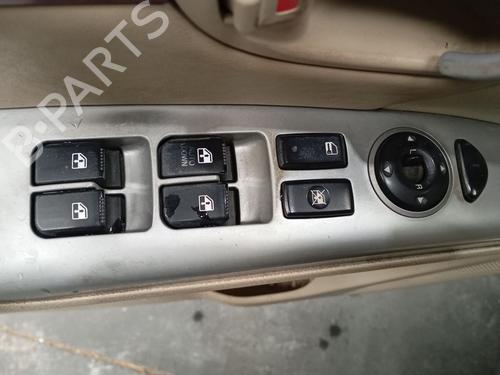 Used Left front window switch Left front window switch HYUNDAI SANTA FÉ II (CM) 2.2 CRDi 4x4 (155 hp) 34275731 34275731