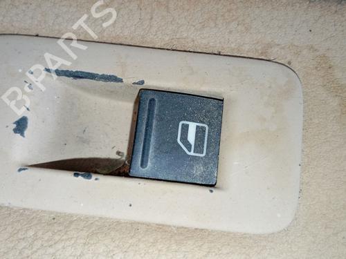 Used Right front window switch VW TOUAREG (7LA, 7L6, 7L7) 3.0 V6 TDI (225 hp) 27334687