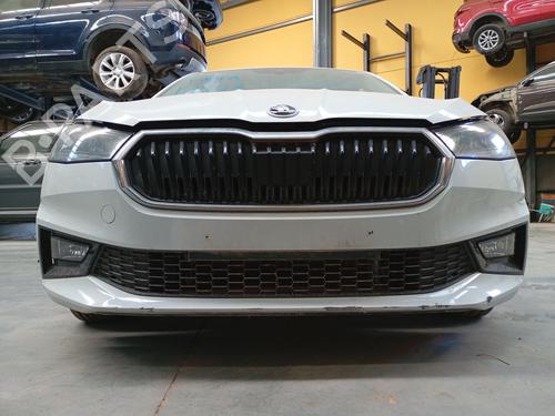 Used Front bumper Front bumper SKODA FABIA IV (PJ3) 1.0 TSI (95 hp) 33543764 33543764