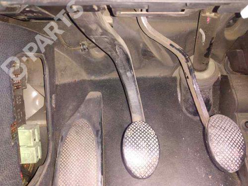Used Clutch pedal Clutch pedal MINI MINI (R50, R53) One (90 hp) 8786850 8786850