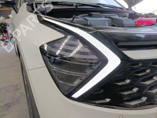 Højre forlygte KIA SPORTAGE V (NQ5) 1.6 T-GDI MHEV (180 hp) 27996868