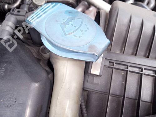 Used Windscreen washer tank Windscreen washer tank VW TOUAREG (7LA, 7L6, 7L7) 2.5 R5 TDI (174 hp) 9716411 9716411