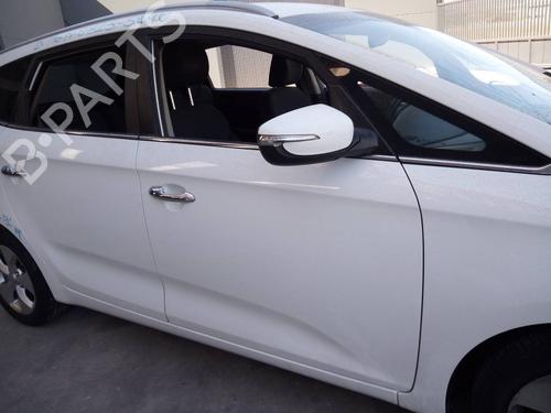 Right front door KIA CARENS IV 1.7 CRDi | BP15125968C3 