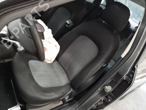 Interrupteur de vitre avant droite FIAT LINEA (323_, 110_) 1.3 D Multijet (323AXB11, 323AXB1A) | BP17009660I26 
