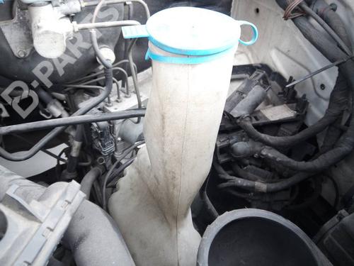 windscreen-washer-tank-vw-crafter-30-50-van-2e_-25-tdi-2006-2007-2008-2009-2010-2011-2012-2013-2014-2015-2016-10554111 main image