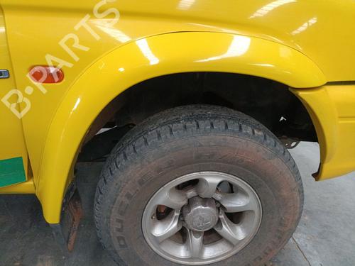 Used Front right wheel arch trim Front right wheel arch trim 36433572 36433572