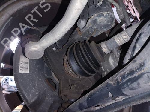 Used Left front steering knuckle TOYOTA YARIS (_P13_) [2010-2020]  20706875