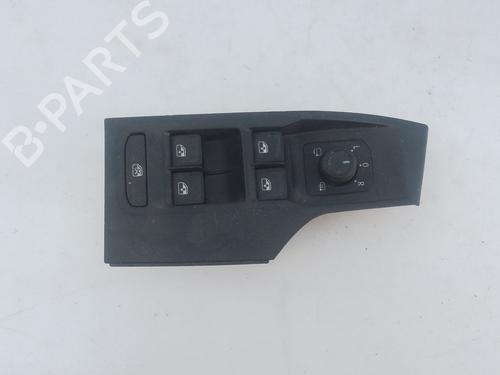 Used Left front window switch SEAT LEON (KL1, KLG) 2.0 TDI (150 hp) 31354039