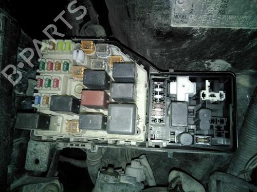 Caja reles / fusibles TOYOTA RAV 4 II (_A2_)  | BP6122973E1 
