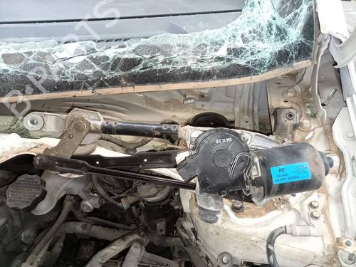 Used Front wiper motor HYUNDAI i30 (GD) [2011-2025]  22715279