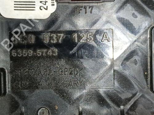Fuse box VW PASSAT B7 (362) 2.0 TDI | BP39196668E1 - Image 2