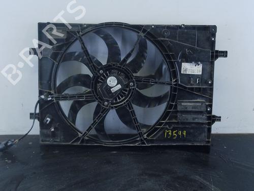 Used Radiator fan Radiator fan VW T-ROC (A11, D11) 2.0 TDI SCR (116 hp) 33654437 33654437