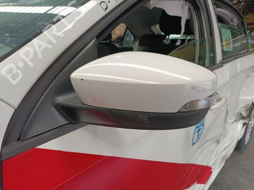 Retrovisor esquerdo Retrovisor esquerdo 37661769 37661769