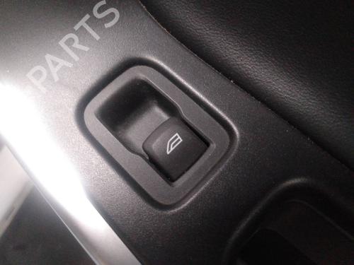 Used Right rear window switch VOLVO V60 I (155) D3 (136 hp) 17008006