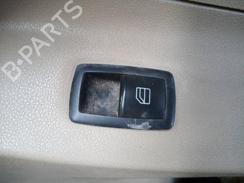 Used Right front window switch MERCEDES-BENZ M-CLASS (W164) [2005-2012]  17010466