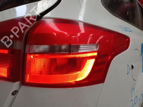 Høyre baklys FORD FOCUS III Turnier 1.5 TDCi (120 hp) 32393750