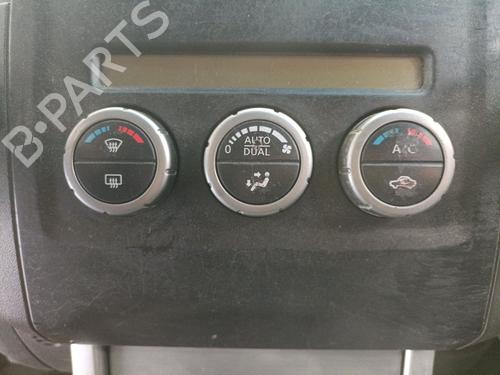 Used Climate control Climate control 37491590 37491590