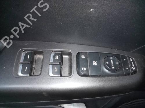 Used Left front window switch KIA SPORTAGE IV (QL, QLE) [2015-2022]  20848687