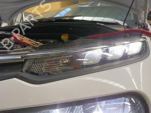 Używane Kierunkowskaz przedni lewy CITROËN C3 III (SX) 1.5 BlueHDi 100 (SXYHYP, SXYHTU) (102 hp) 30688266