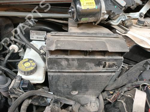 Used Air filter box Air filter box 37463865 37463865