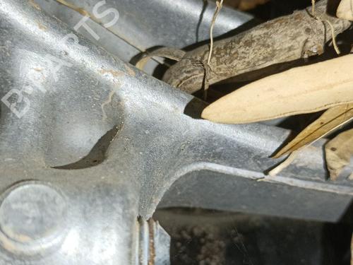 Used Right rear steering knuckle VW TIGUAN (AD1, AX1) 2.0 TDI (150 hp) 31333626