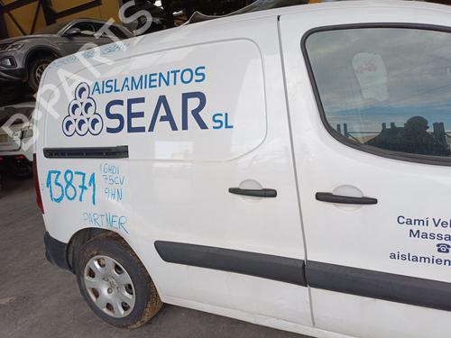 Right slide door PEUGEOT PARTNER Box Body/MPV 1.6 HDi / BlueHDi 75 | BP28054815C75