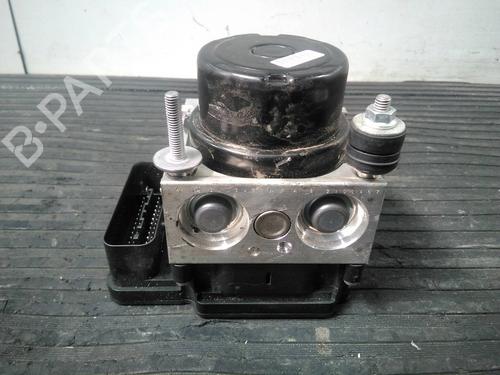Used ABS pump TOYOTA YARIS (_P13_) [2010-2020]  4666340