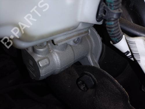 Used Brake master cylinder RENAULT KADJAR (HA_, HL_) [2015-2025]  20598053