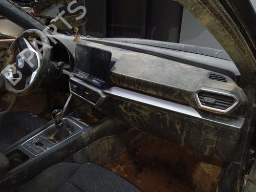 Dashboard SEAT LEON (KL1, KLG) 1.5 TSI (150 hp) 31352885