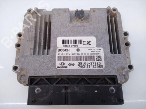 Used Engine control unit (ECU) HYUNDAI SANTA FÉ II (CM) 2.2 CRDi GLS (150 hp) 7635769