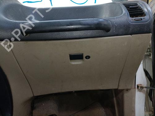 Guantera Guantera NISSAN TERRANO II (R20) 2.7 TDi 4WD (125 hp) 34460446 34460446