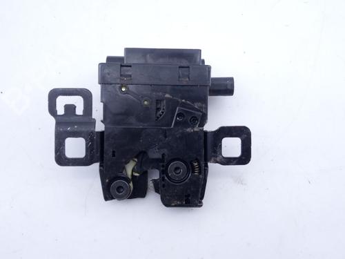 Tailgate lock LAND ROVER RANGE ROVER SPORT I (L320) 3.0 D 4x4 | BP8638445C101 