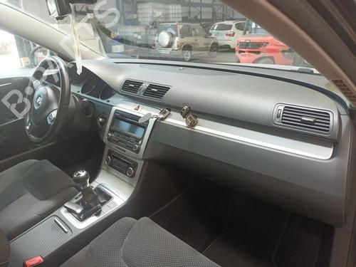 Tailgate handle VW PASSAT B6 (3C2) 2.0 TDI | BP30410899C132