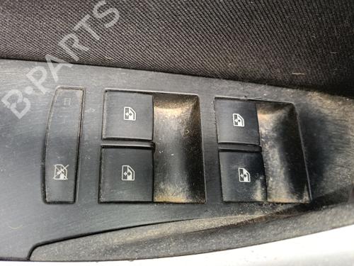 Comutador vidro frente esquerdo Comutador vidro frente esquerdo OPEL ASTRA J Saloon 1.7 CDTI (69) (131 hp) 36499472 36499472