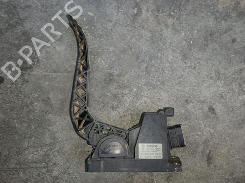 Pédale MERCEDES-BENZ VITO / MIXTO Van (W639) 109 CDI (639.601, 639.603, 639.605) (88 hp) 32034975