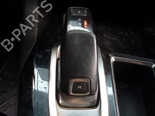Used Gear lever PEUGEOT 3008 II SUV (MC_, MR_, MJ_, M4_) [2016-2025]  20851875
