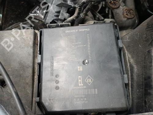 Used Fuse box RENAULT KADJAR (HA_, HL_) 1.5 BLUE dCi 115 (HLA6) (116 hp) 32090378
